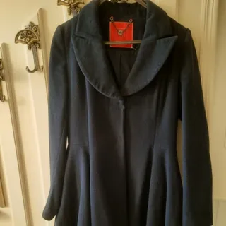 پالتو سرمه ای رنگ