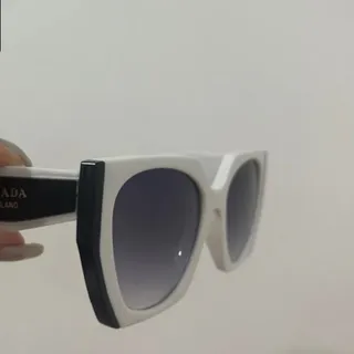 عینک پرادا مستر نو