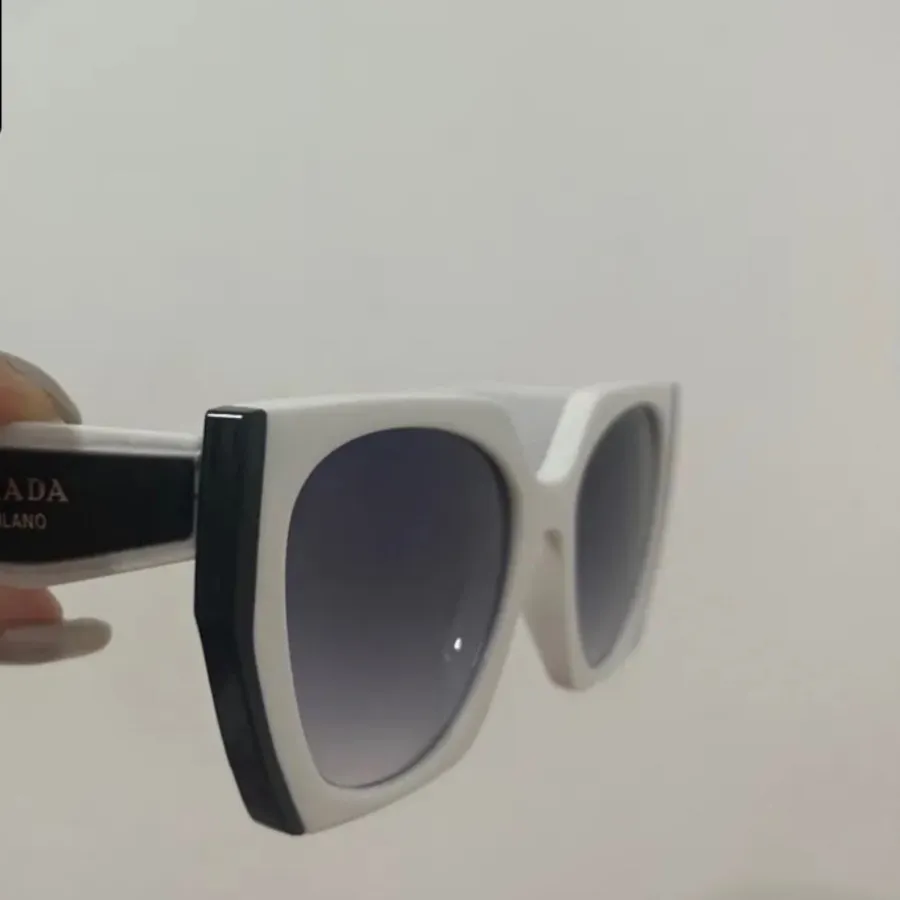 عینک پرادا مستر نو