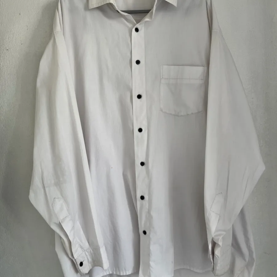 پیراهن مردانه