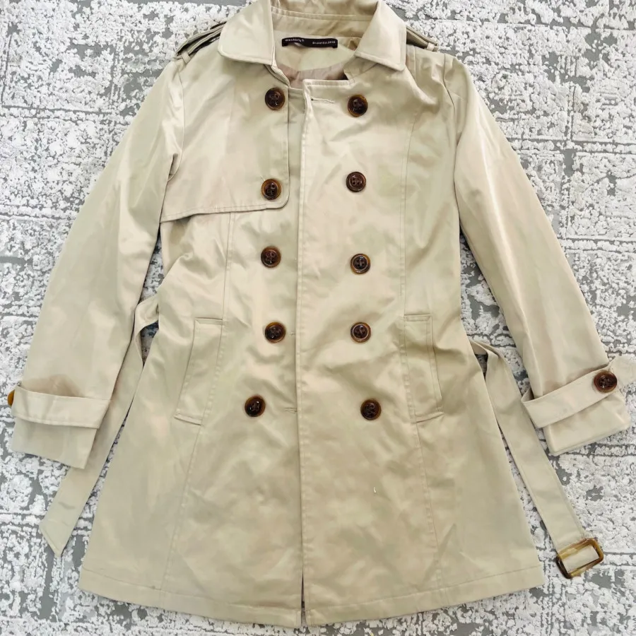 بارانی کرم (اتمام موجودی)