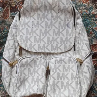 کوله پشتی بزرگ و جادار