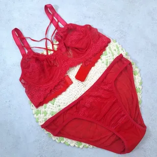 ست سوتین و شورت