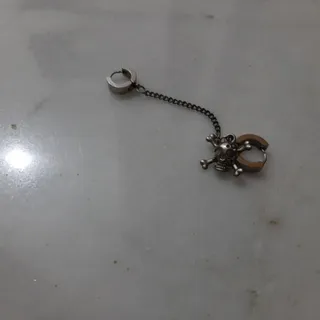 گوشواره اسکلت