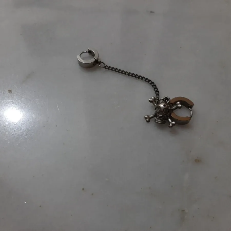 گوشواره اسکلت