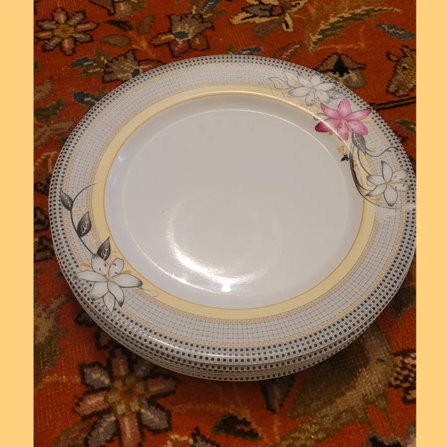 بشقاب ملامین