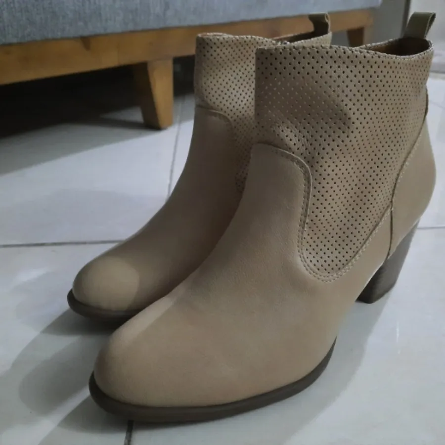 White mountain کفش برند