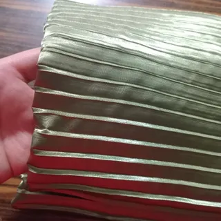 پارچه پلیسه