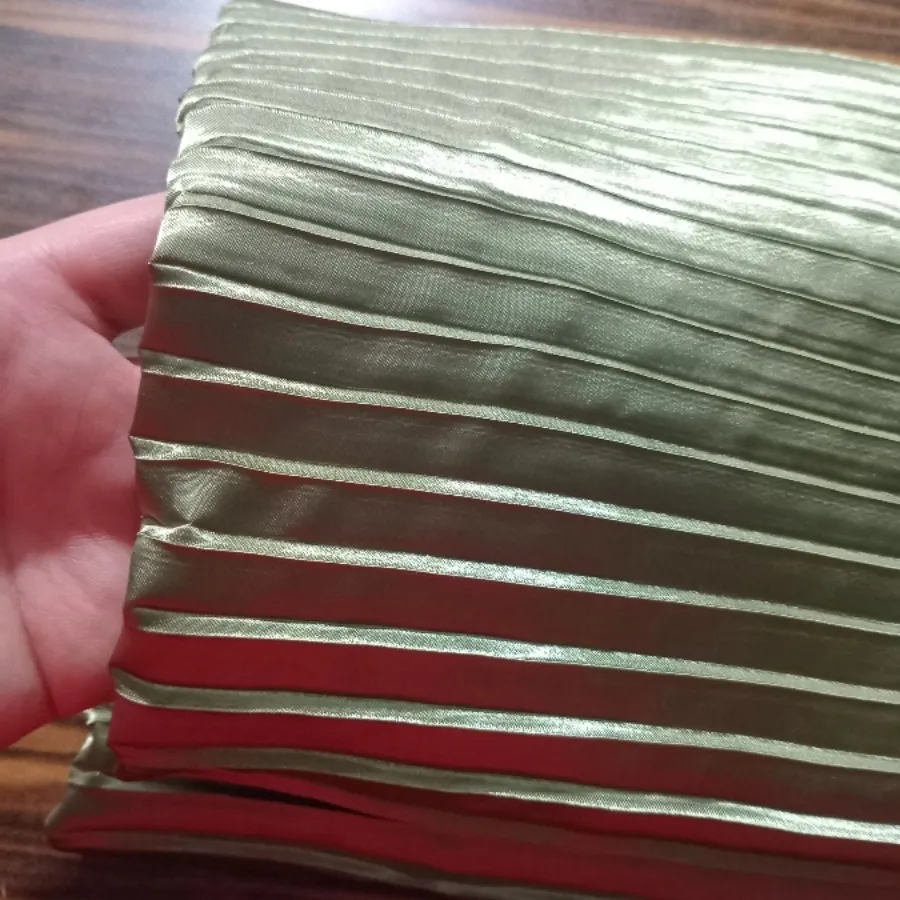 پارچه پلیسه