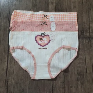 شورت عروسکی