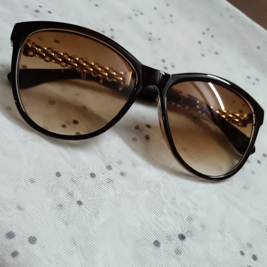 عینک آفتابی