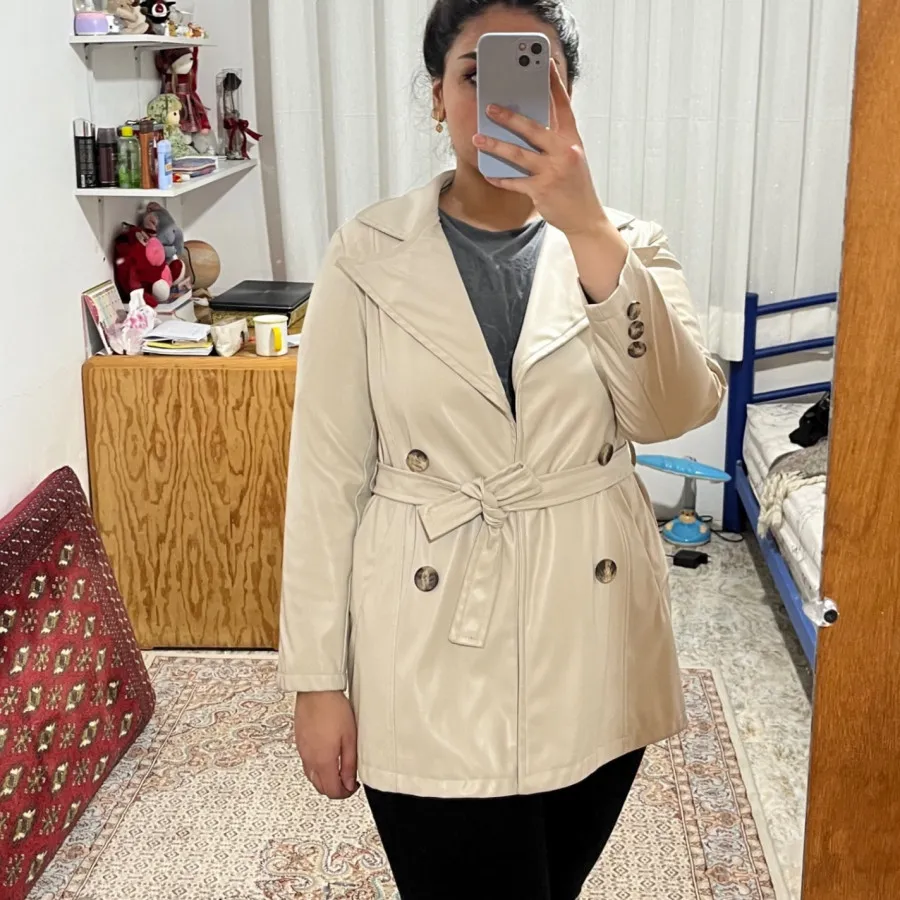 کت چرم استخوانی