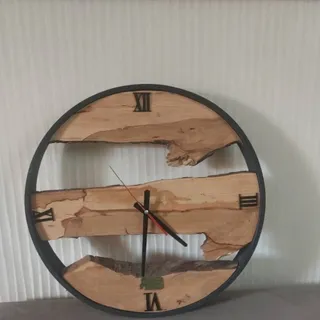 ساعت چوبی روستیک