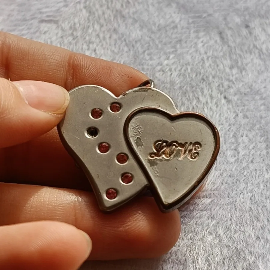 ساعت گردنبندی طرح قلب