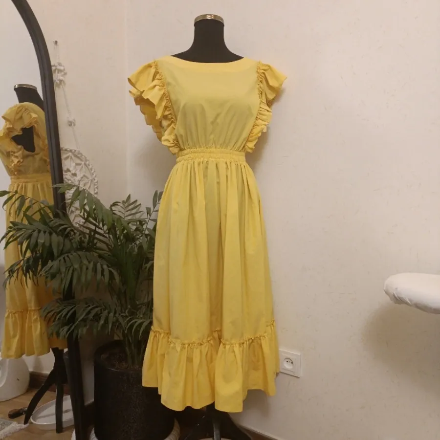 پیراهن عروسکی