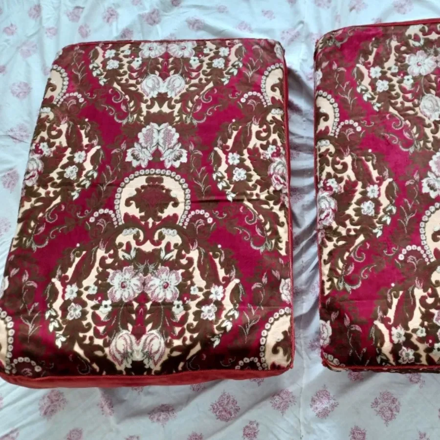 پشتی مخمل خارجی نو