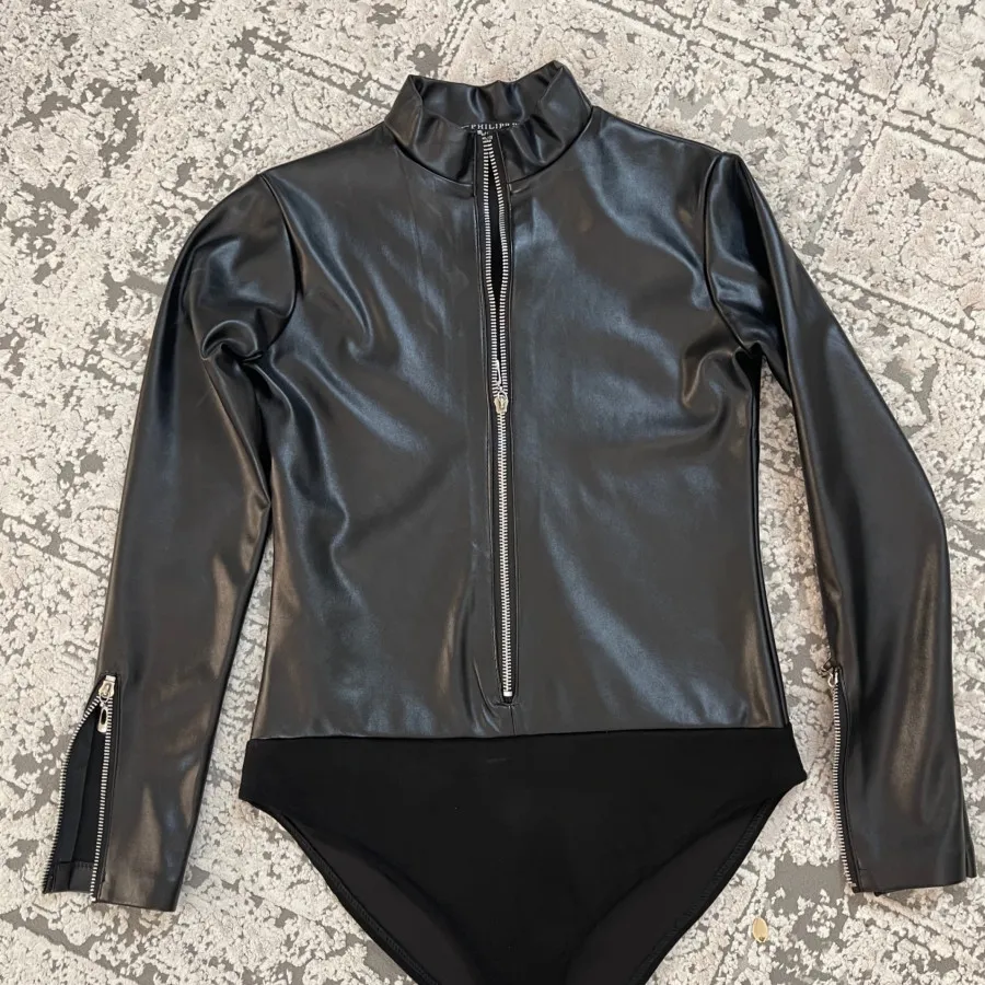 بادی چرم زنانه