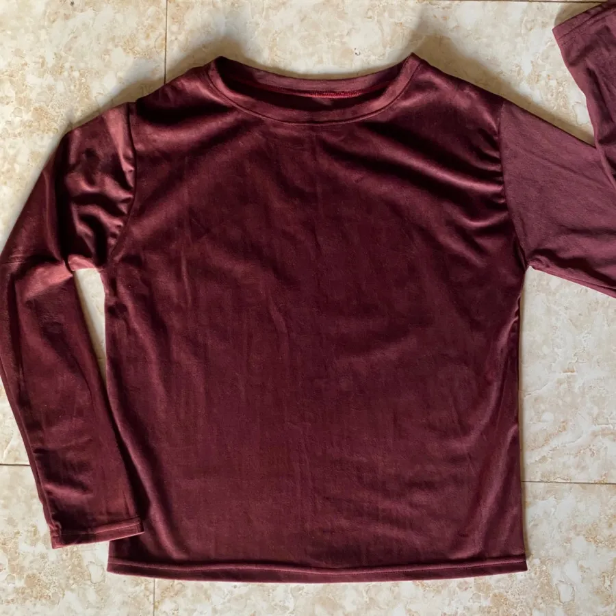 بلوز مخمل زرشکی