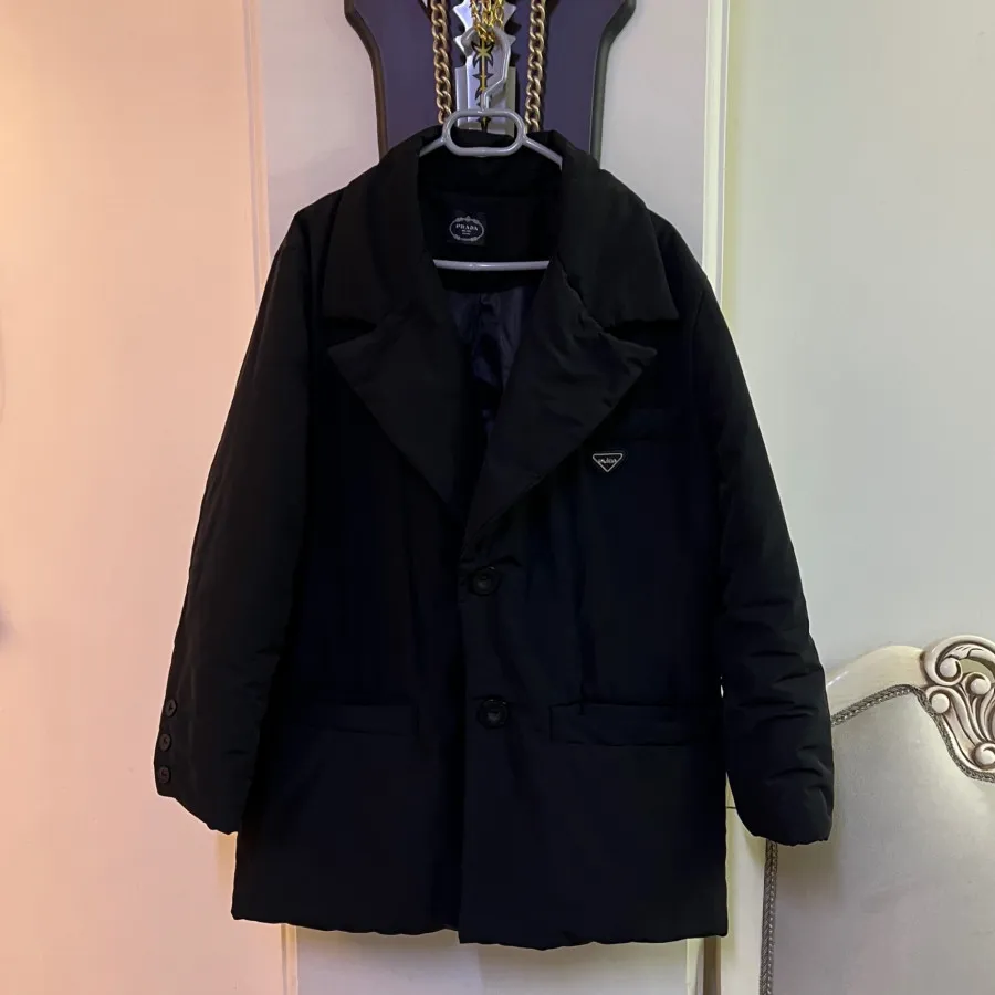 کاپشن پرادا