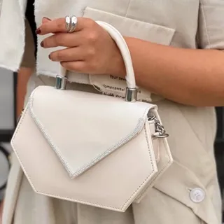 کیف شیری رنگ نگین دار