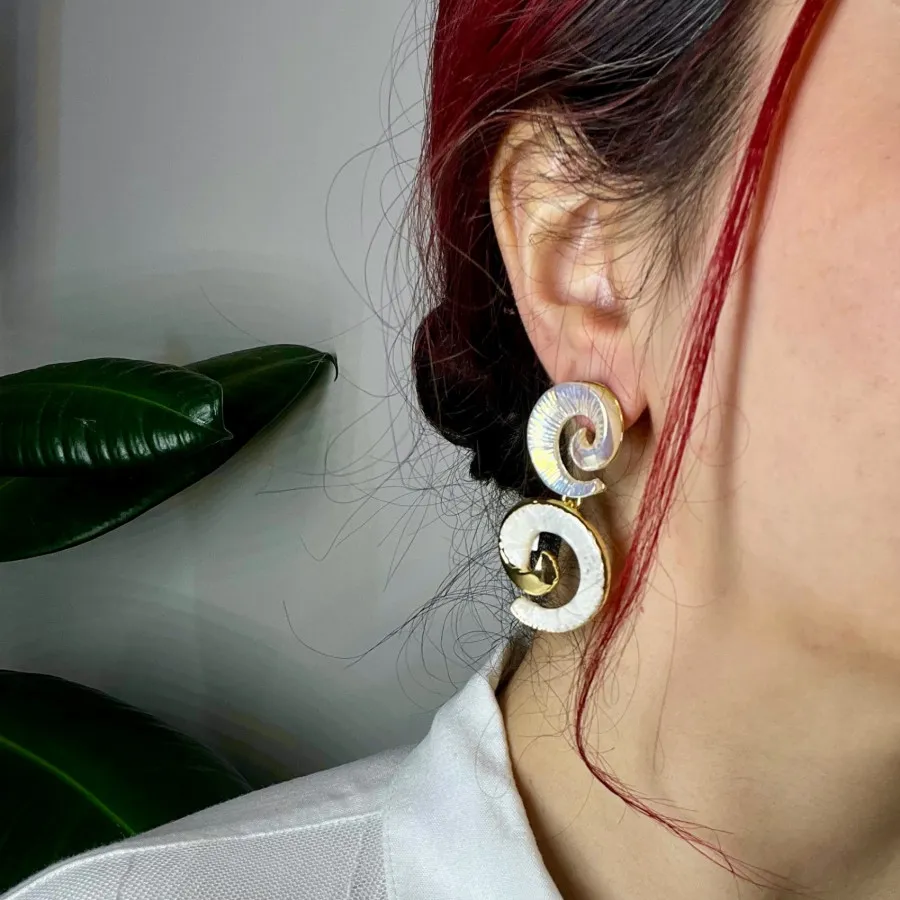 گوشواره صدف