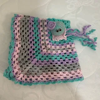 پتو  نوزاد قلاب بافی