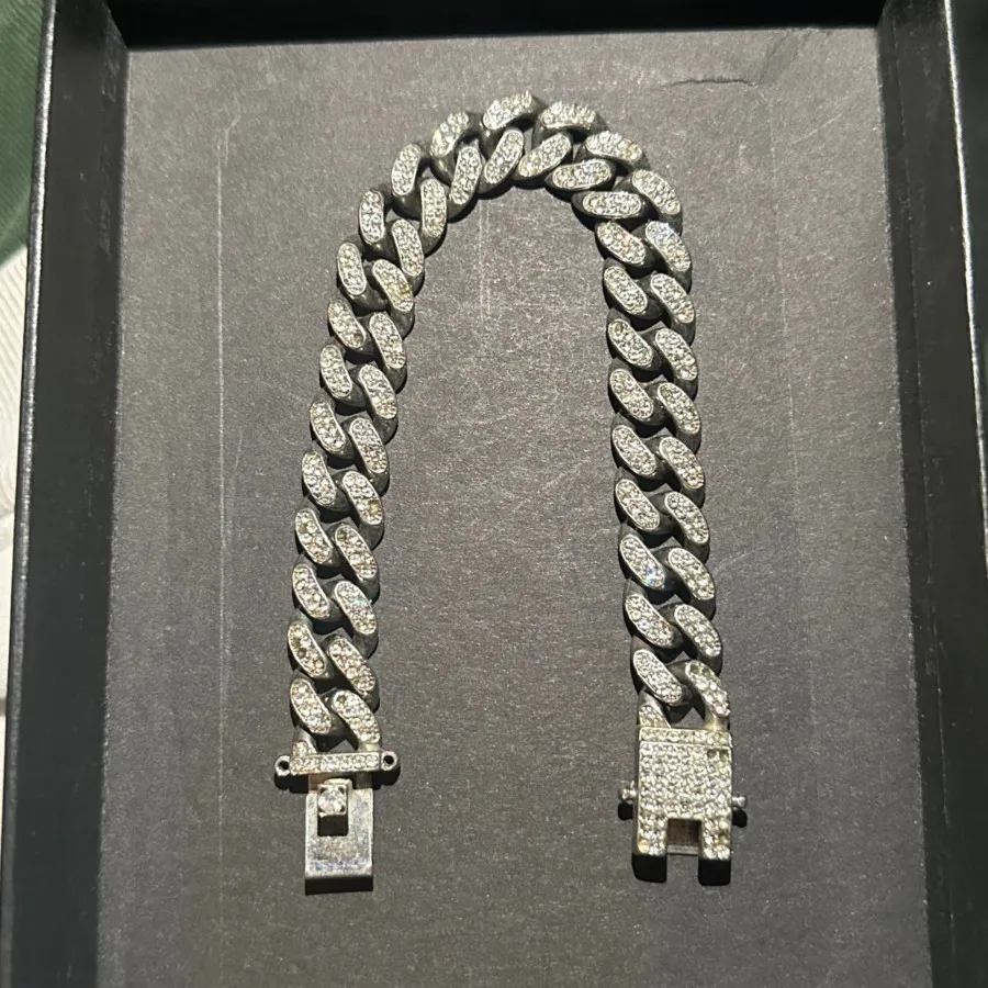 ست گردنبند و دستبند فول