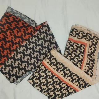 شال طرح دار