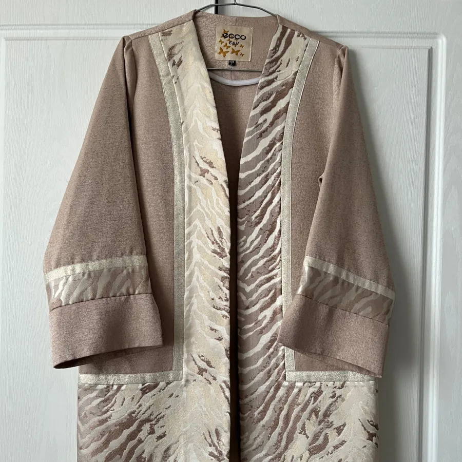 مانتو کتی ژاکارد