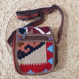 کیف رودوشی گلیمی