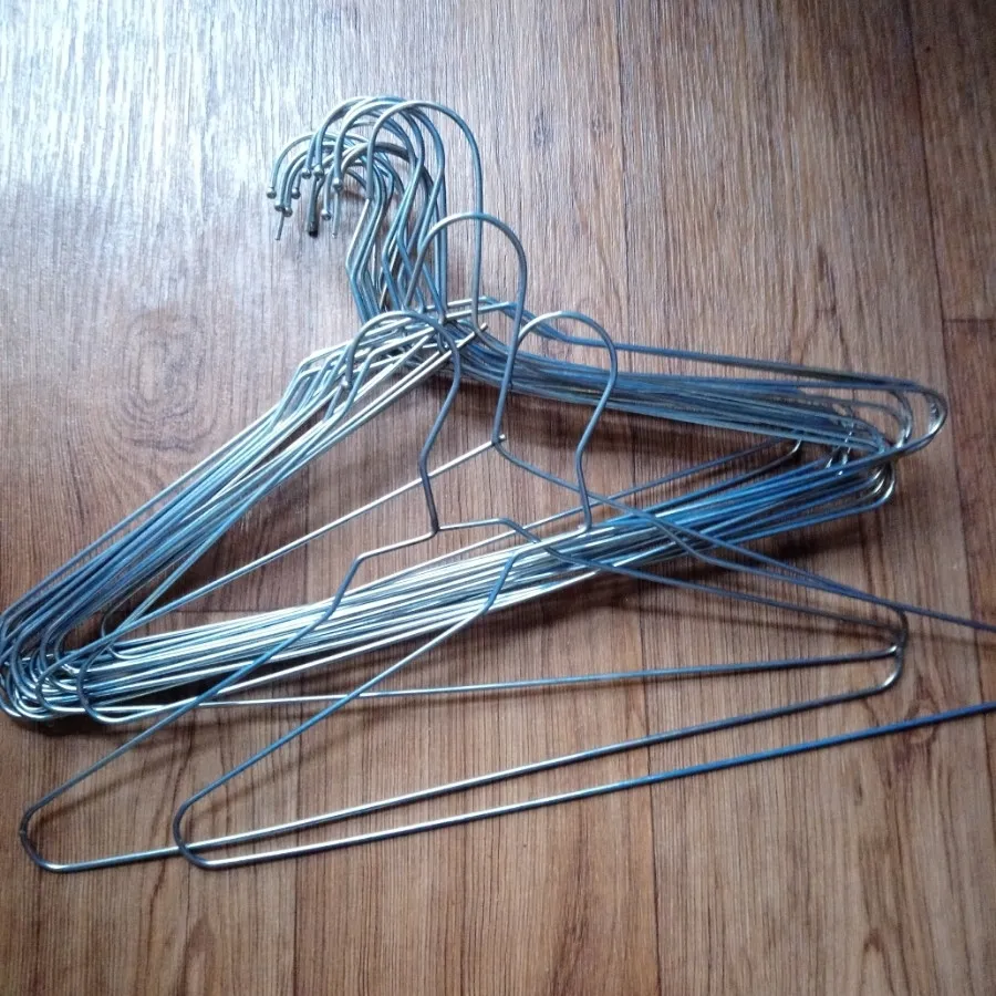 چوب لباسی فلزی