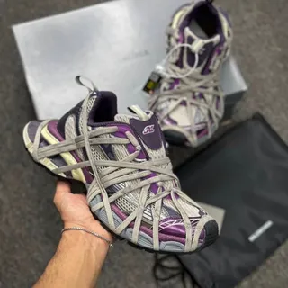 کتونی بالنسیگا