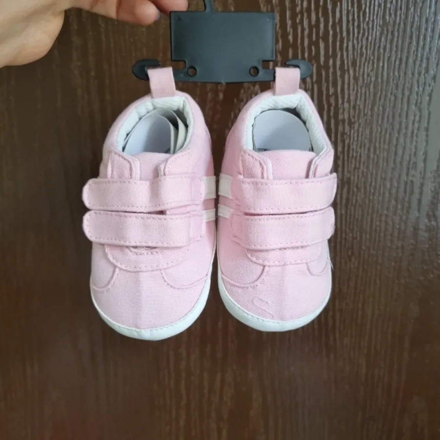 پاپوش بچگانه