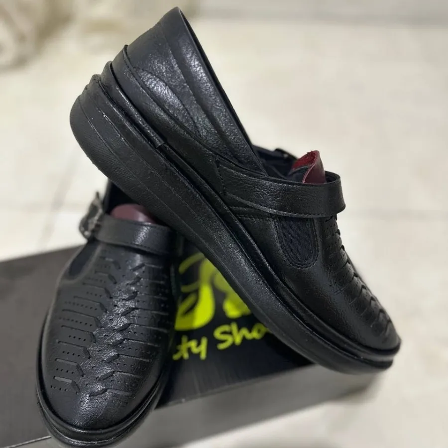 کفش طبی چرم سایز 39 نو