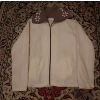 سوییشرت کرم