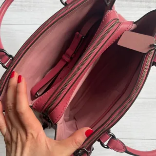 کیف صورتی کوچ