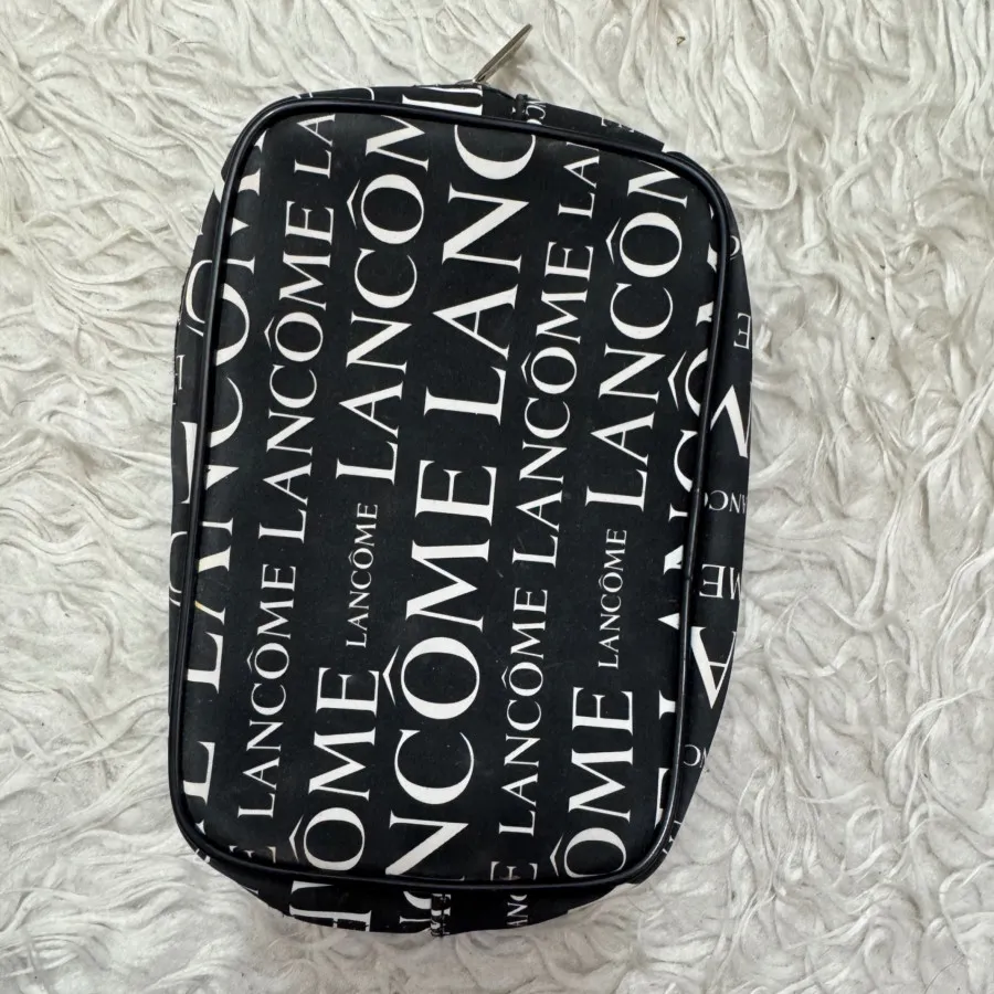 کیف کوچک Lancome