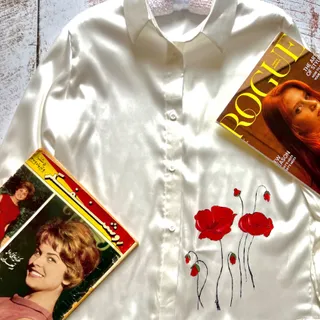 شومیز سفید ساتن