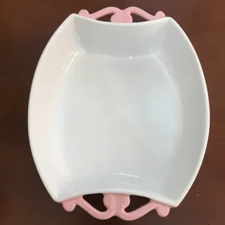 ظرف داخل فر