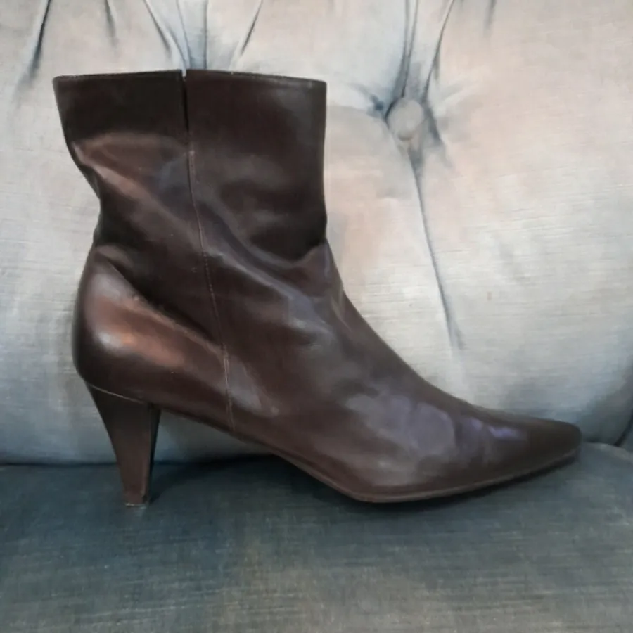 بوت برند.قهوه ای.سایز 39