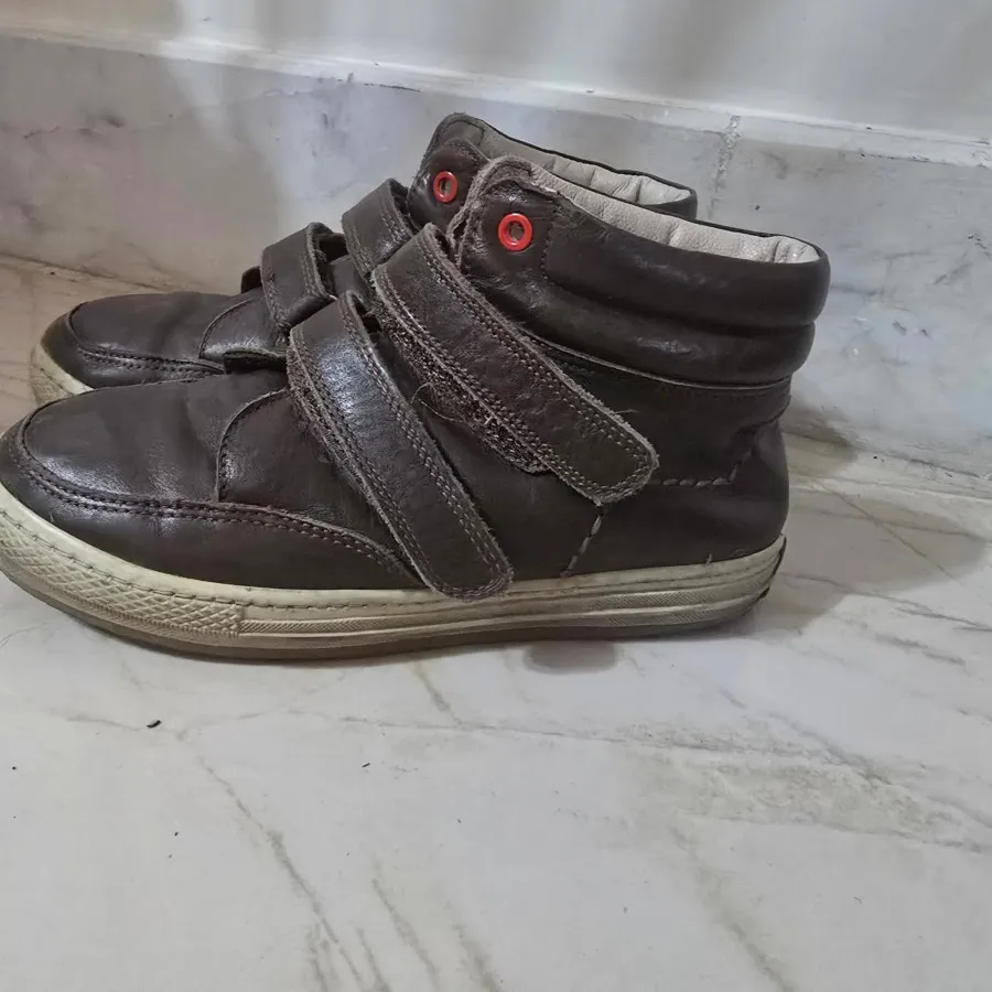 نیم بوت چرم برند شاهین