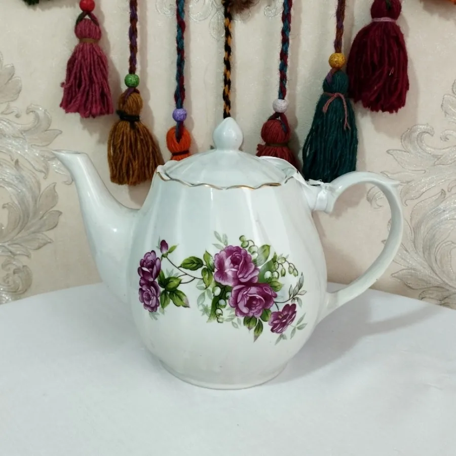 قوری گلسرخی