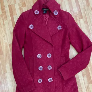 لویی ویتون زرشکی