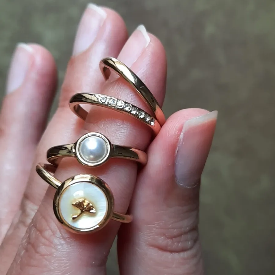 4 عدد انگشتر i am