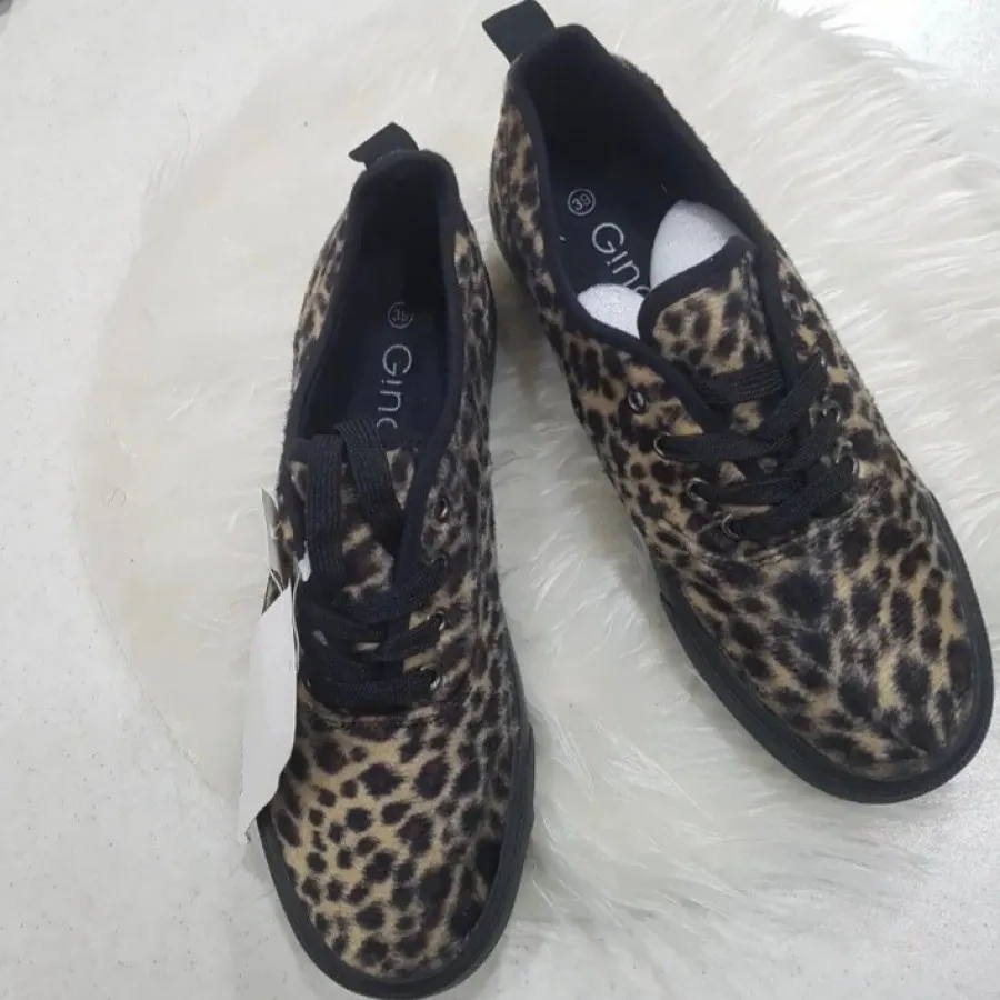 کفش مخمل پلنگی