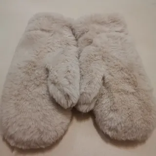 دستکش اسمارا