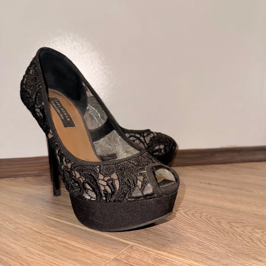 کفش ‌پاشنه بلند مشکی