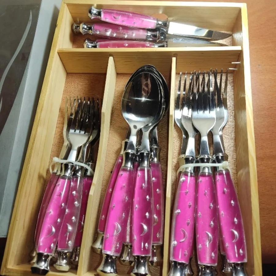 ست کارد و چنگال