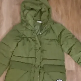 کاپشن ترک رنگ سبز