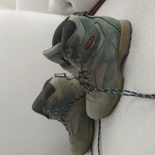 کفش کوهنوردی المانی